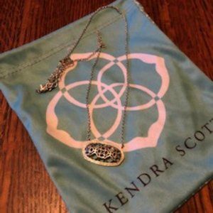 Kendra Scott necklace